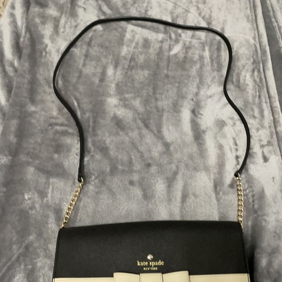 Women’s kate spade handbag! - Picture 2 of 8